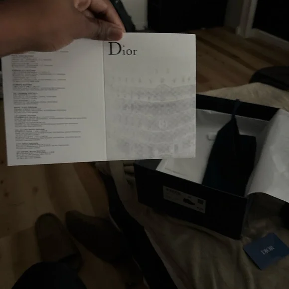 Dior Black Sneakers Sleek Low-Top Design - Picture 3 of 5